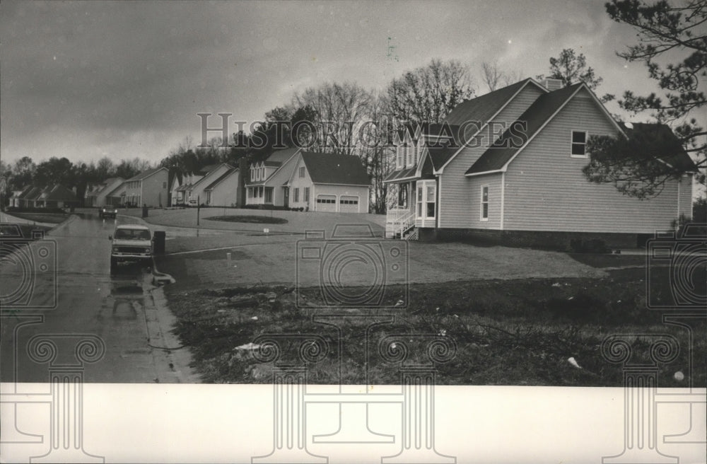 1987 Press Photo Homes on Cahaba Crest Drive - abna11731 - Historic Images