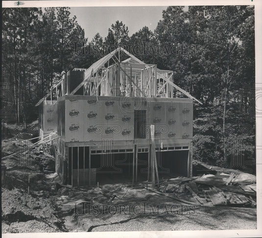 1986 Press Photo EPA one in eight homes may have radon in Countrywood Highlands - Historic Images