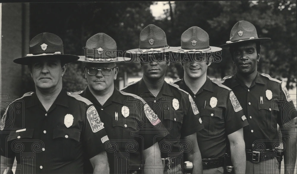 1983 Press Photo Alabama Police Deputies Cairnes, Bassett, Carter, Bell, Hampton - Historic Images