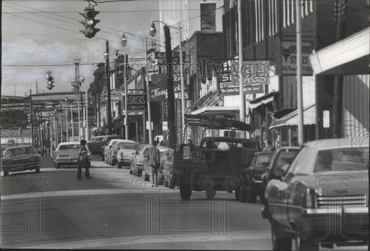 1977 Press Photo Busy downtown 19th street in Ensley, Alabama - abna11914 - Historic Images