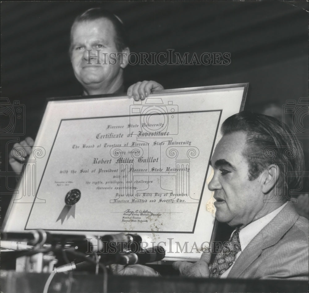 1972 Press Photo Robert Guillot, Florence State U and Governor George Wallace - Historic Images