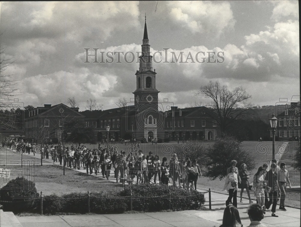 1972 Samford University students, Reid Chapel, Birmingham, Alabama-Historic Images