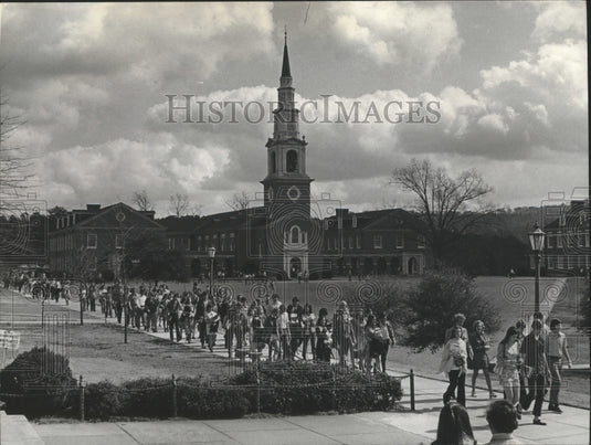 1972 Samford University students, Reid Chapel, Birmingham, Alabama-Historic Images