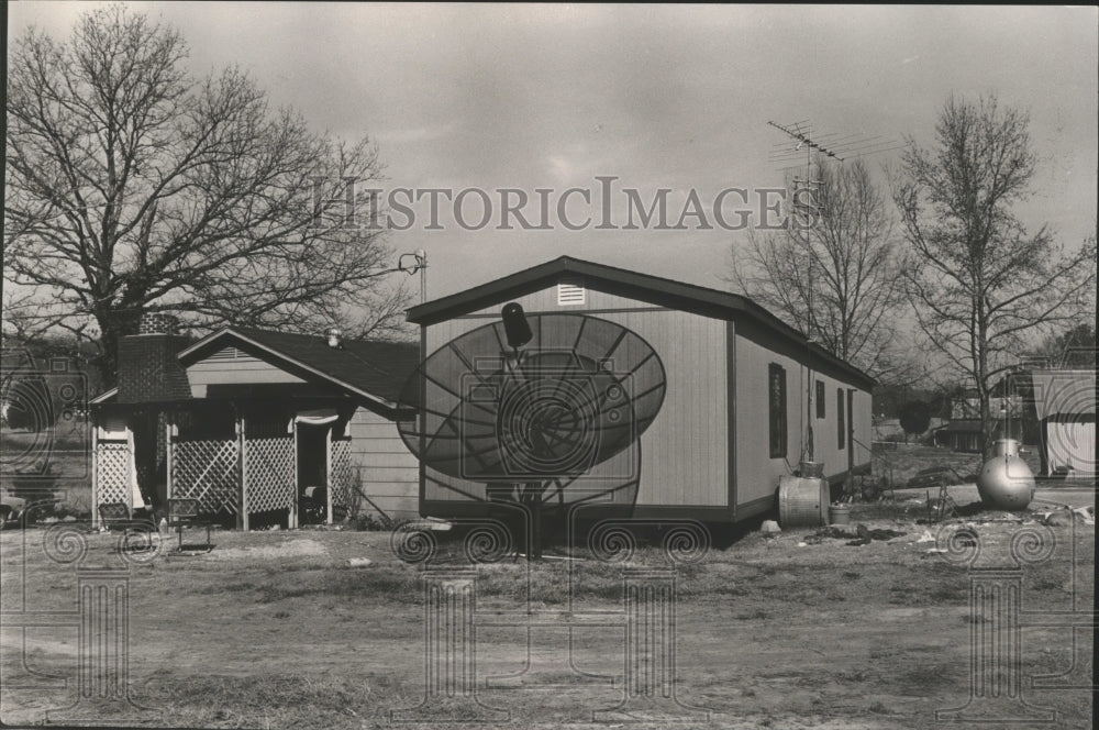 1989 Press Photo nursing home, mobile homes in Shelby County, Alabama - Historic Images