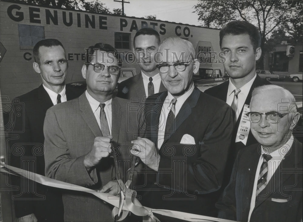 1966 Press Photo Ribbon cutting for Genuine Parts Company in Fairfield, Alabama - Historic Images