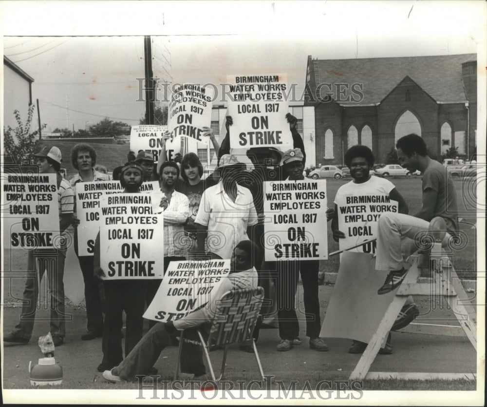 1979 Press Photo Birmingham Water Works employees strike - abna12478 - Historic Images