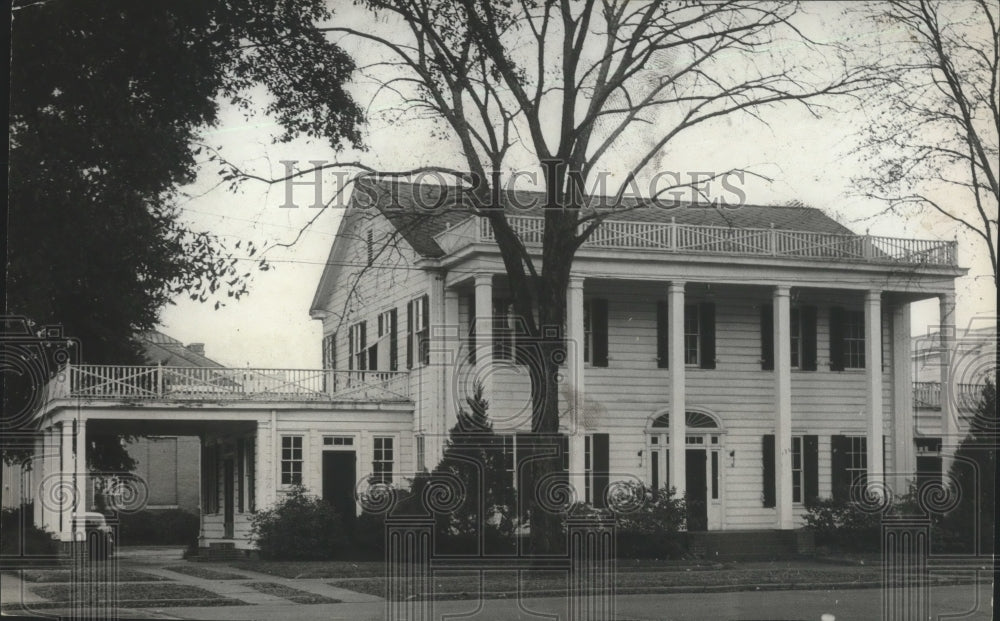 1961 Press Photo Historic Selma home saved from destruction, Alabama - abna12508 - Historic Images