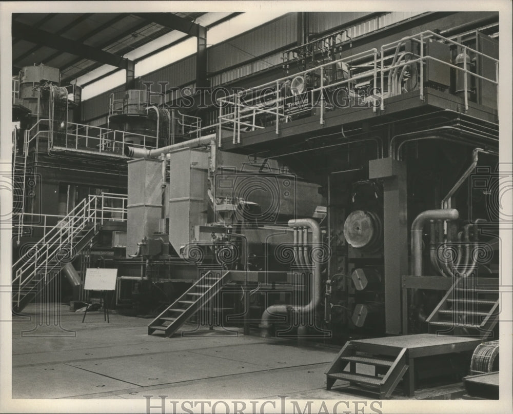 1985 Press Photo Machine room at Tuscaloosa Steel Corporation, Alabama - Historic Images