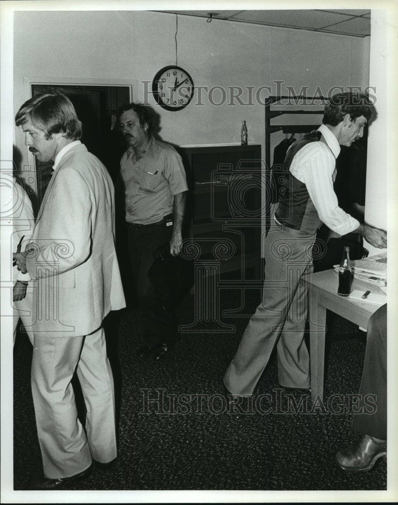 1979 Press Photo Unidentified Birmingham, Alabama employees - abna13154 - Historic Images