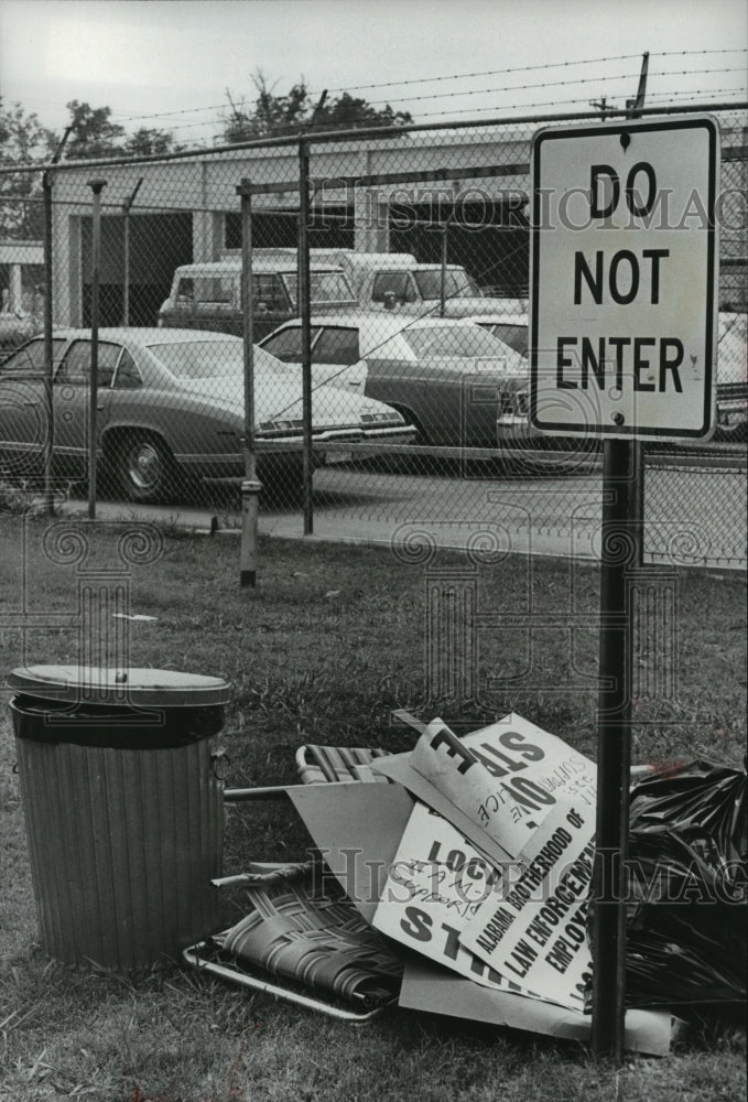 1978 Striker signs trashed at Cullman, - Historic Images