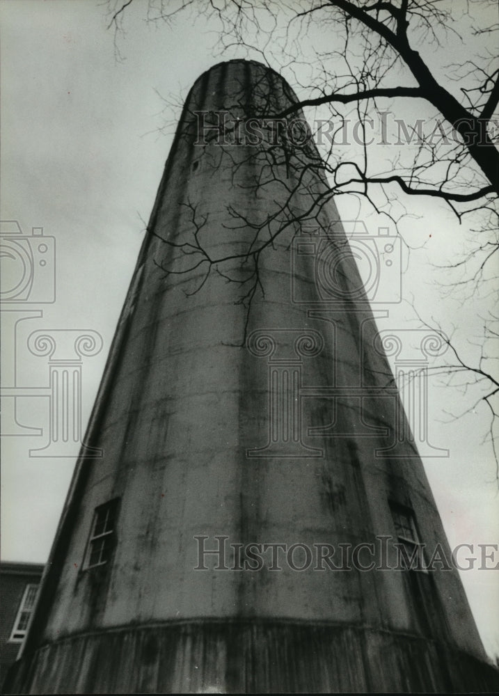 1979, Tower rises over the University of Montevallo in Alabama - Historic Images