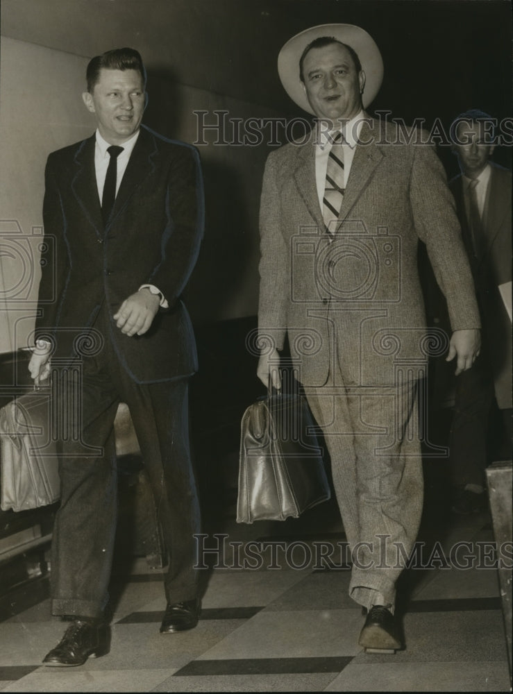 1955, Albert Fuller and attorney Roderick Beddow in court - abna13461 - Historic Images