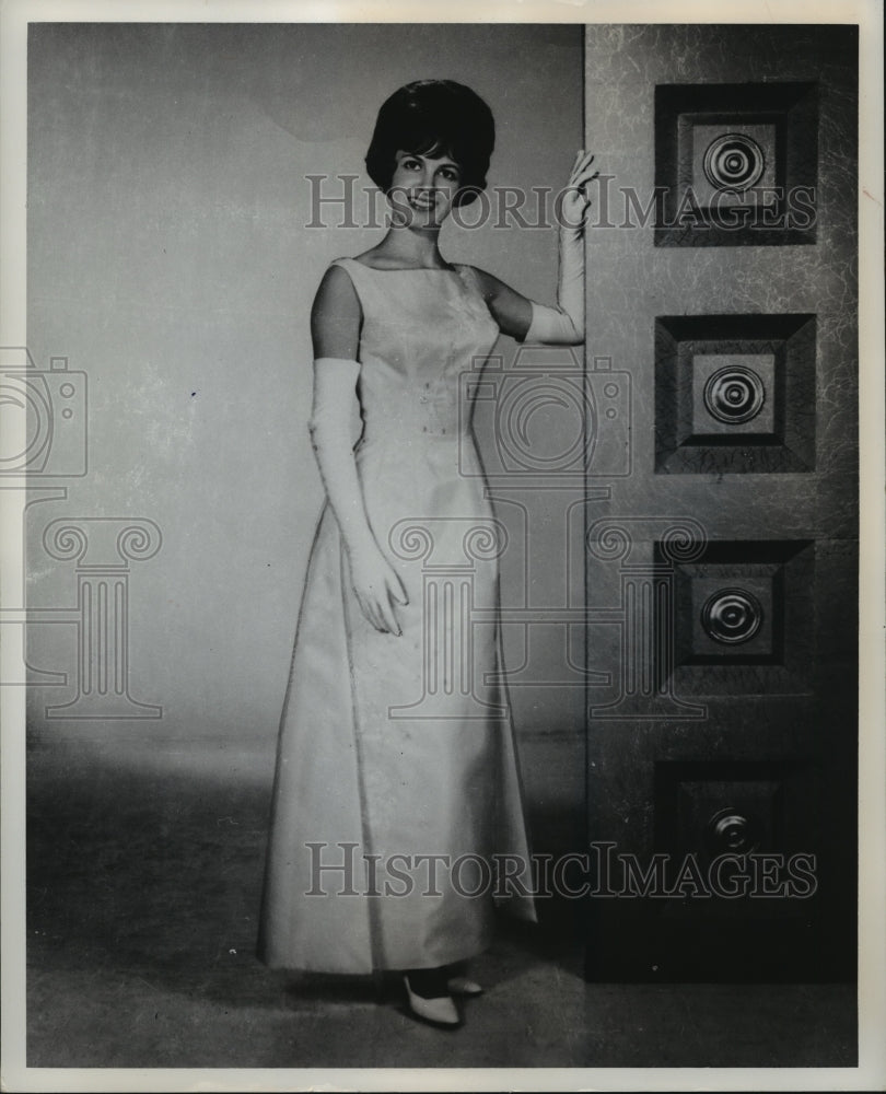 1967 Press Photo Ann Fowler, Alabama Junior Miss 1966 - abna13556 - Historic Images