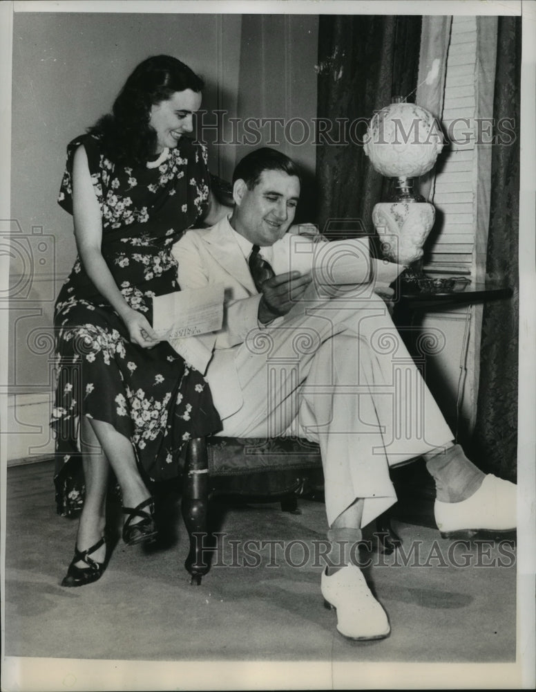 1948 Press Photo Governor James E. Folsom and wife, Janelle, Montgomery, Alabama - Historic Images