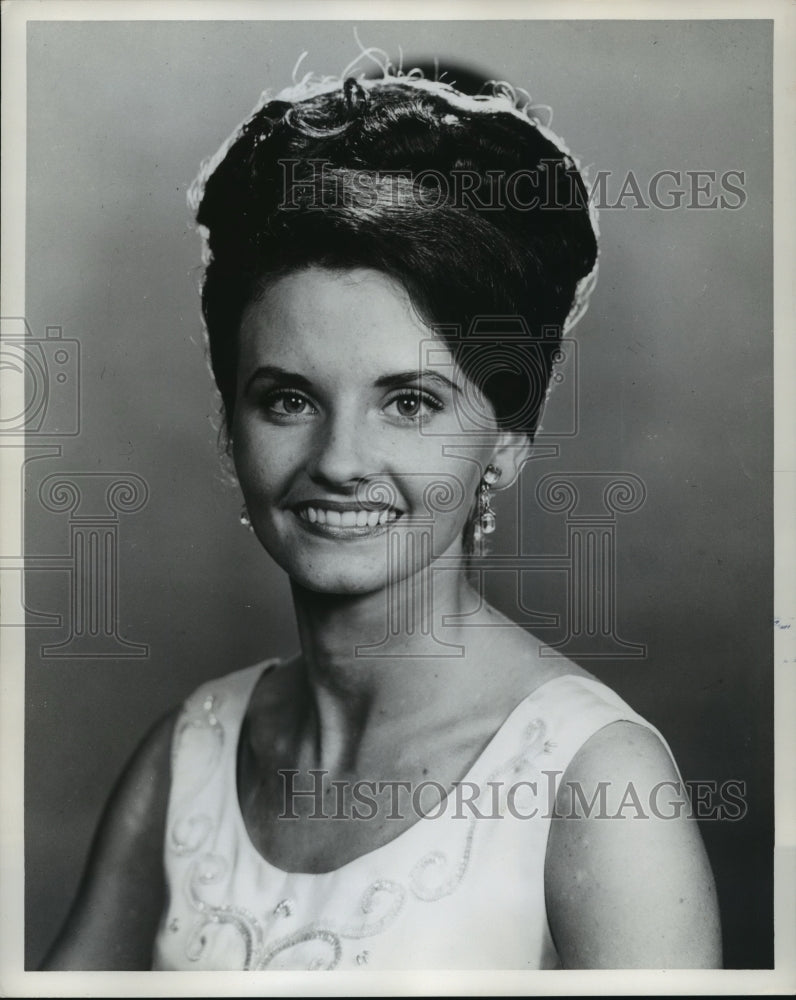 1967 Press Photo Linda Folsom, Miss Alabama 1965 - abna13661 - Historic Images