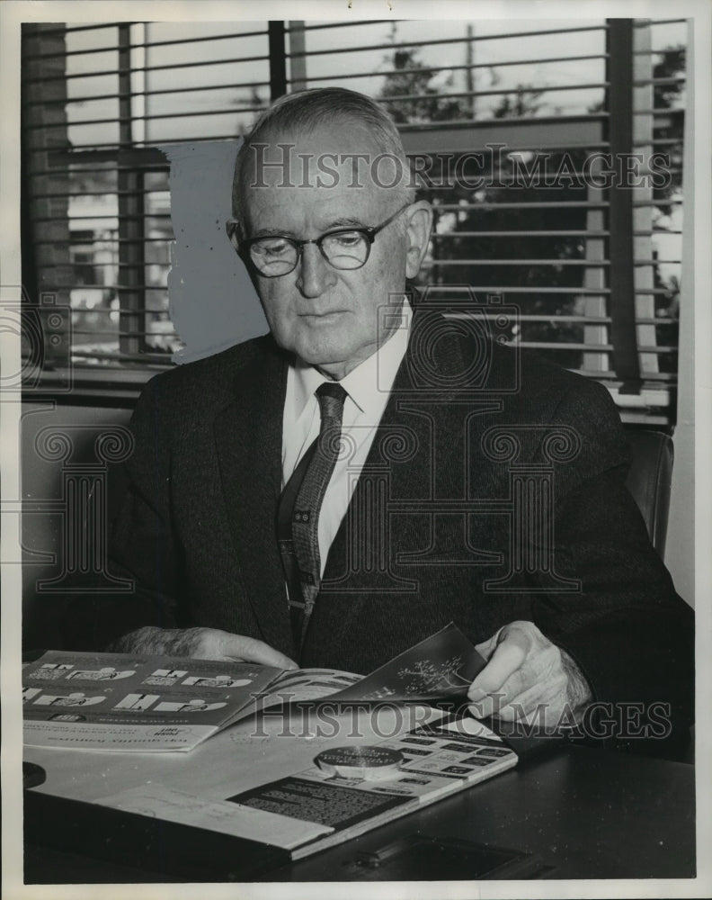 1964 Press Photo E. J. Henniger, Mayor of Tuscumbia, Alabama - abna13744 - Historic Images
