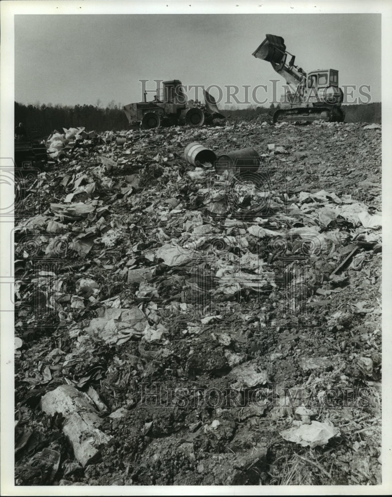 1981 Shannon Landfill, Jefferson County, Alabama - Historic Images