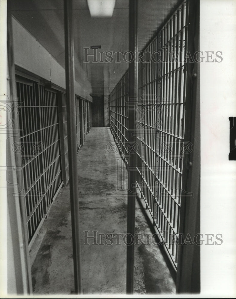 1980 View of cellblock in Homewood jail, Alabama - Historic Images