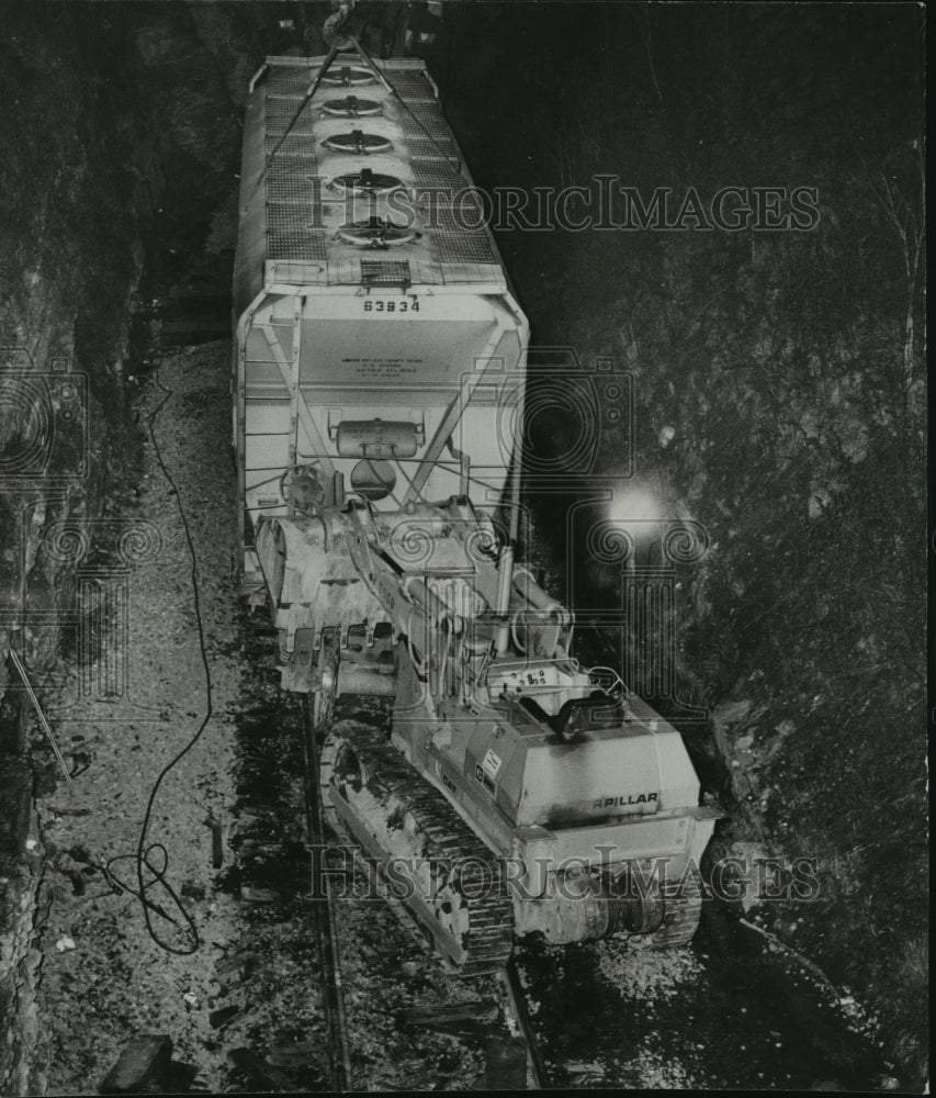 1973 Press Photo Bulldozer at scene of derailed train car, Alabama - abna14173 - Historic Images