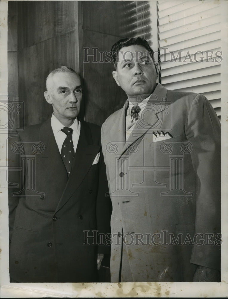 1952, Birmingham, Alabama, City Detectives CL Stevens &amp; Henry Darnell - Historic Images