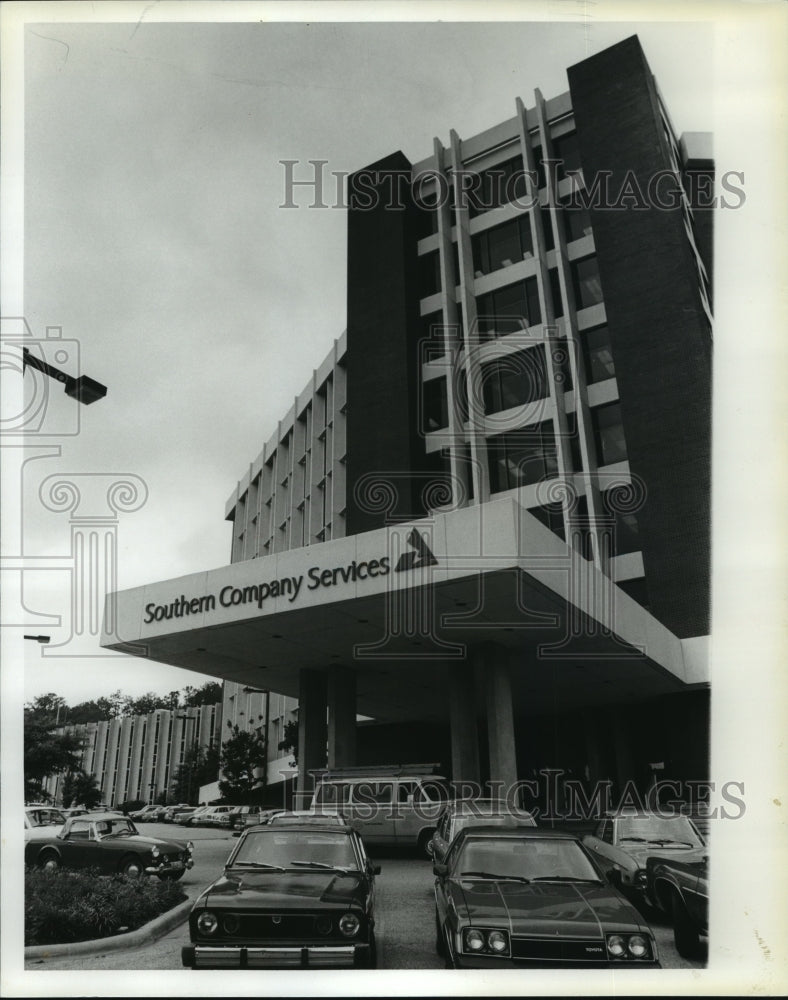 1980 Southern Company Services building in Homewood, Alabama - Historic Images