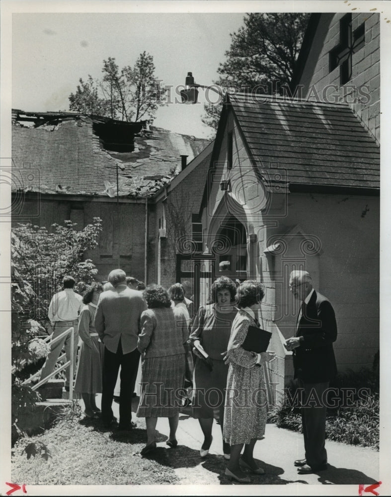 1988, Parishioners at All Saints Episcopal Church, Homewood, Alabama - Historic Images