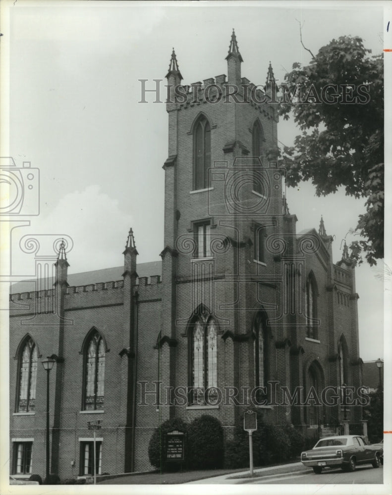 1980 Historic First Presbyterian Church in Huntsville, Alabama - Historic Images