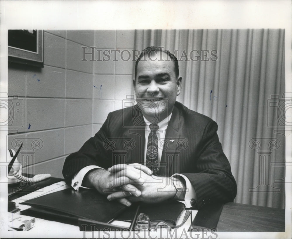 1968 Press Photo Charles Guntharp, mayor of Decatur, Alabama - abna14471 - Historic Images