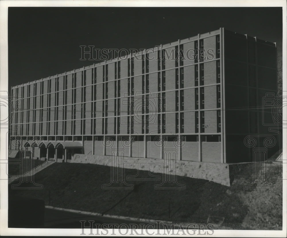 Press Photo New men's dorm at Florence State College, Florence, Alabama - Historic Images