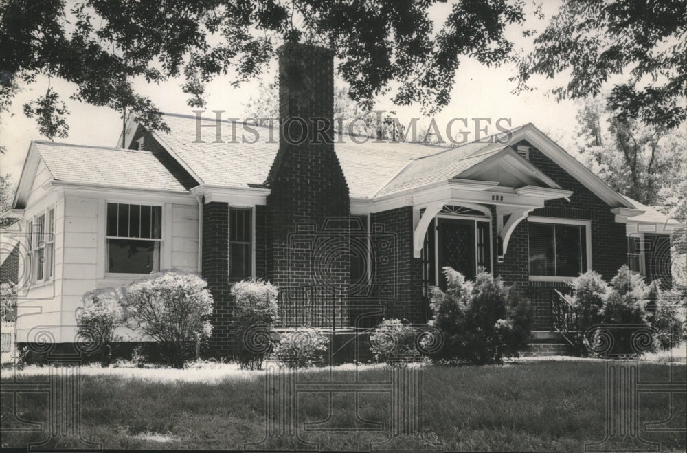 1954 Baptist Union Center, State Teachers College, Florence, Alabama - Historic Images