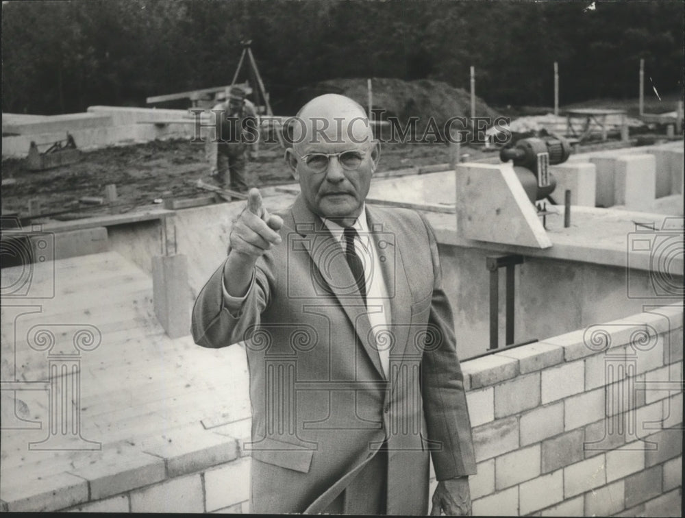 1964, Mayor Van B. Taunton of Dadeville, Alabama at construction zone - Historic Images