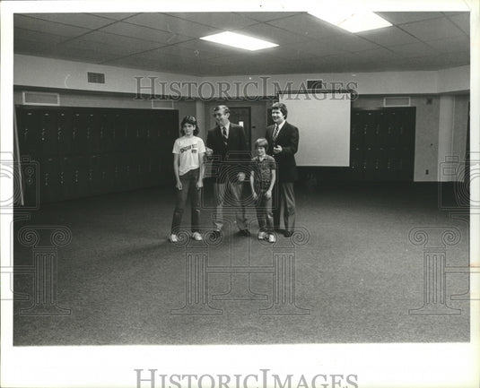 1982 Lee Hartsell, James Graham & boys, Tarrant Middle School, AL - Historic Images