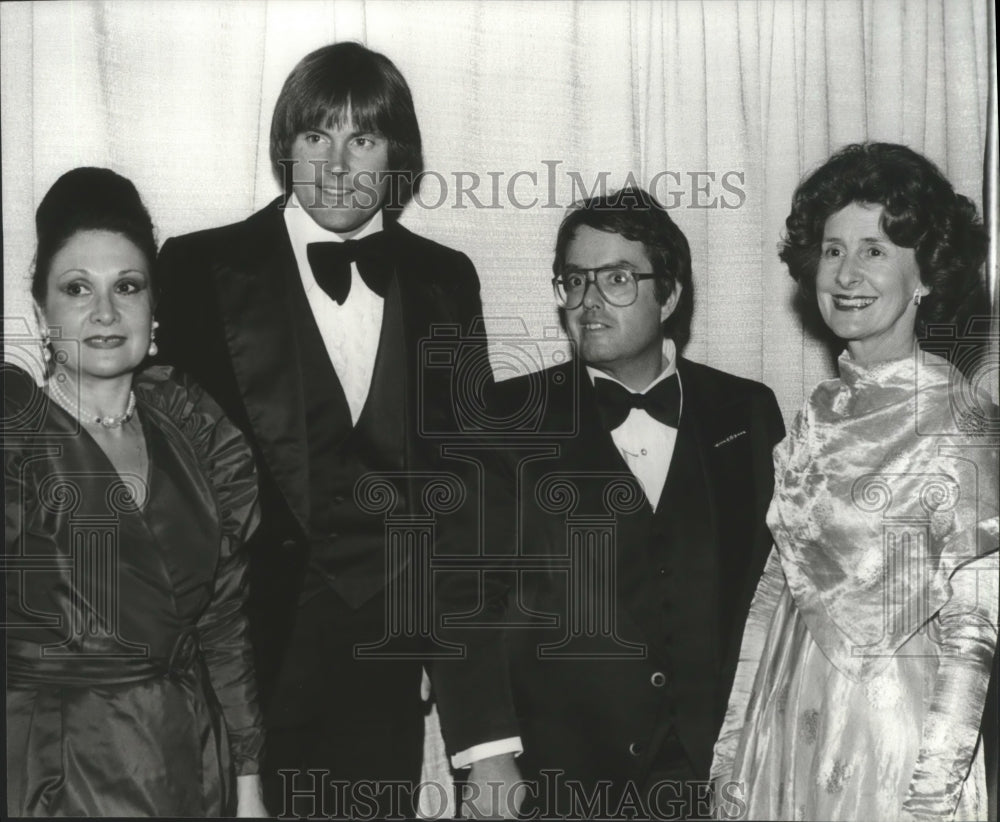 1980 Several notable figures attend Gala Five in Alabama - Historic Images