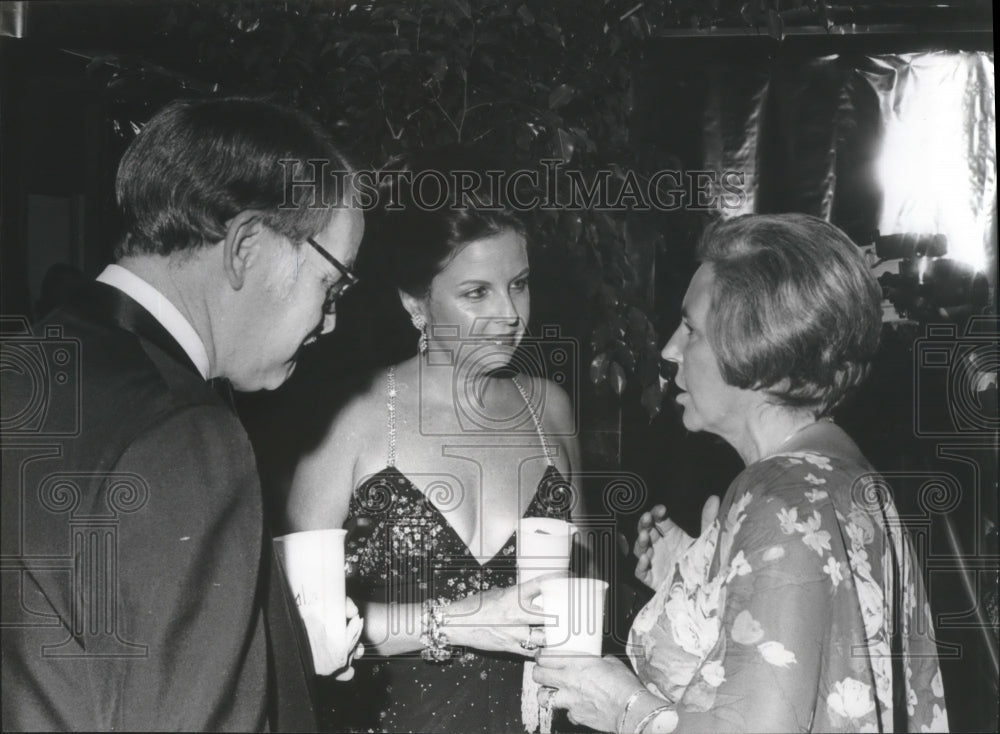 1977, Attendees drinking and talking at Gala IV event - abna15033 - Historic Images