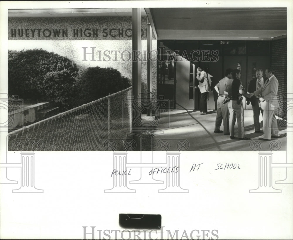 1981, Police, Hueytown High School after shooting, Hueytown, Alabama - Historic Images