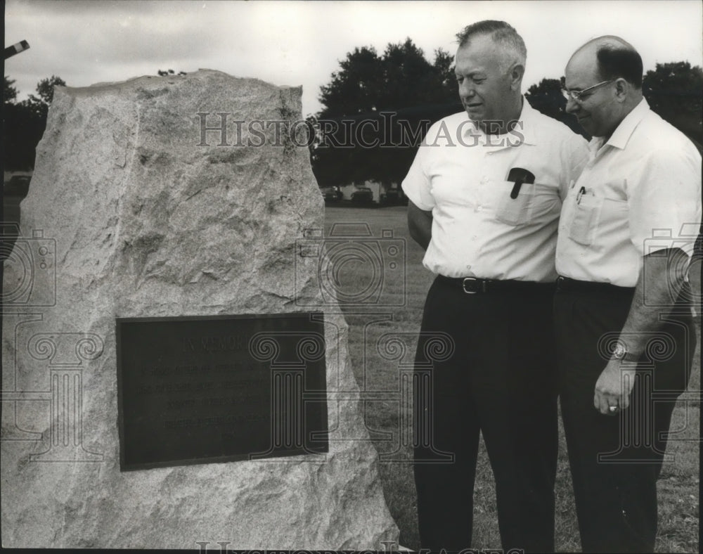 1968, Veterans at Memorial to Wildcats, Fort Rucker, Alabama - Historic Images