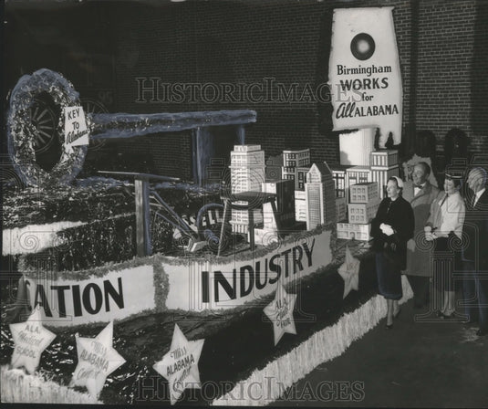 1955 Birmingham Float in Governor James E. Folsom's inaugural parade - Historic Images