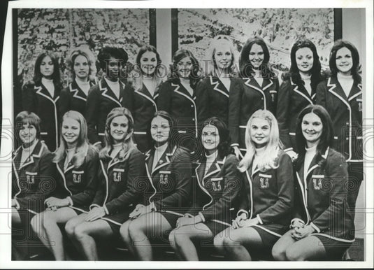 Press Photo Marsha Folsom in University of Alabama Group Photo - abna15509 - Historic Images