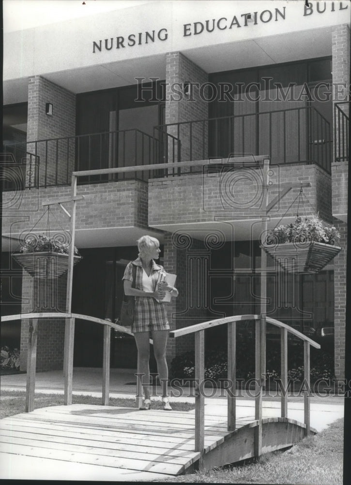 1974 Press Photo Nursing Education Building at Jefferson State Junior College - Historic Images