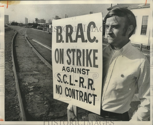 1970 Robert Jordan Brotherhood of Railroad and Airline Clerks Strike-Historic Images