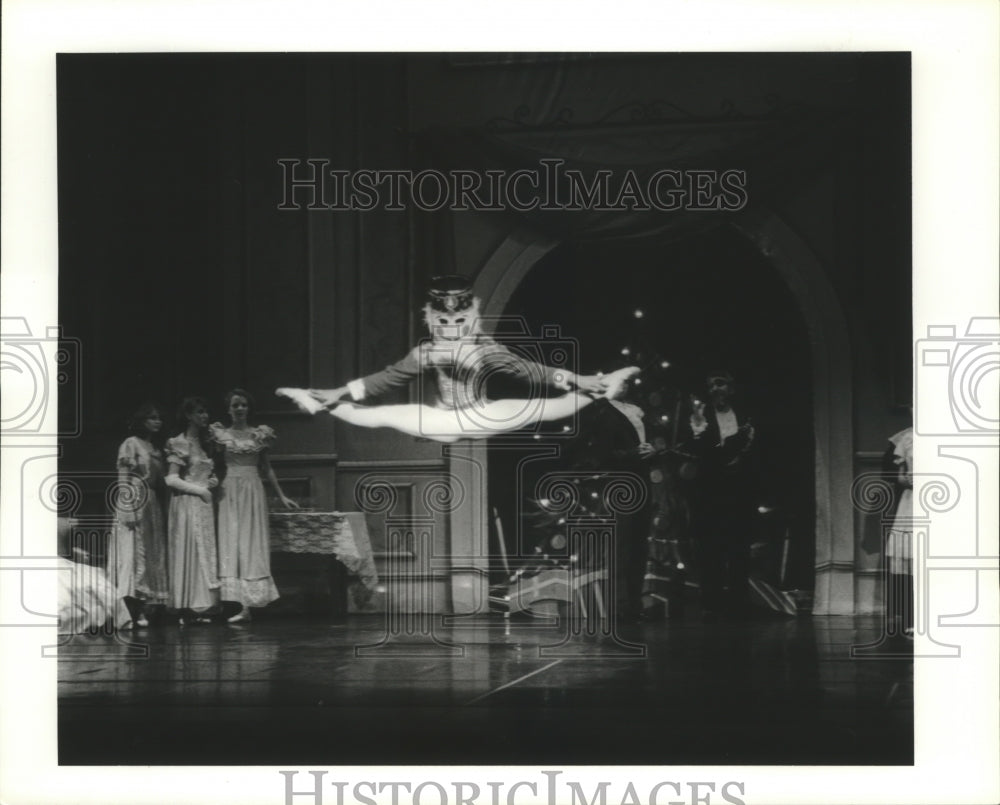 Press Photo ballet performance of the Nutcracker - abna15742 - Historic Images
