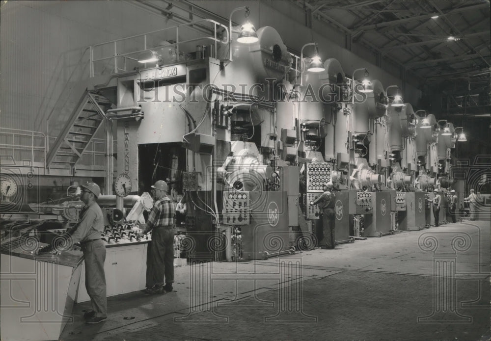 1964 Press Photo Tennessee Coal, Iron & Railroad Company, steel mill - abna15754 - Historic Images