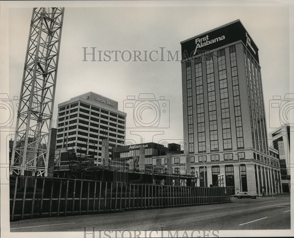 1986 Colonial Financial Center being built in Montgomery, Alabama - Historic Images