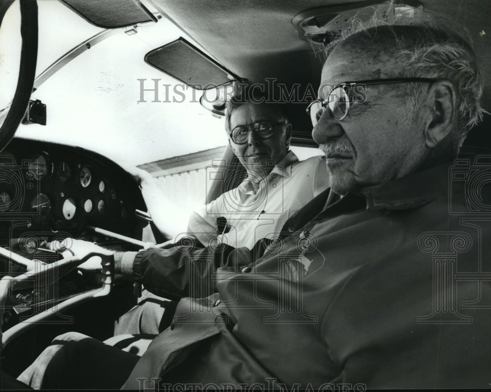 1981 Billy Dowdy and Glenn Messer at controls in Messer&#39;s Cessna-Historic Images