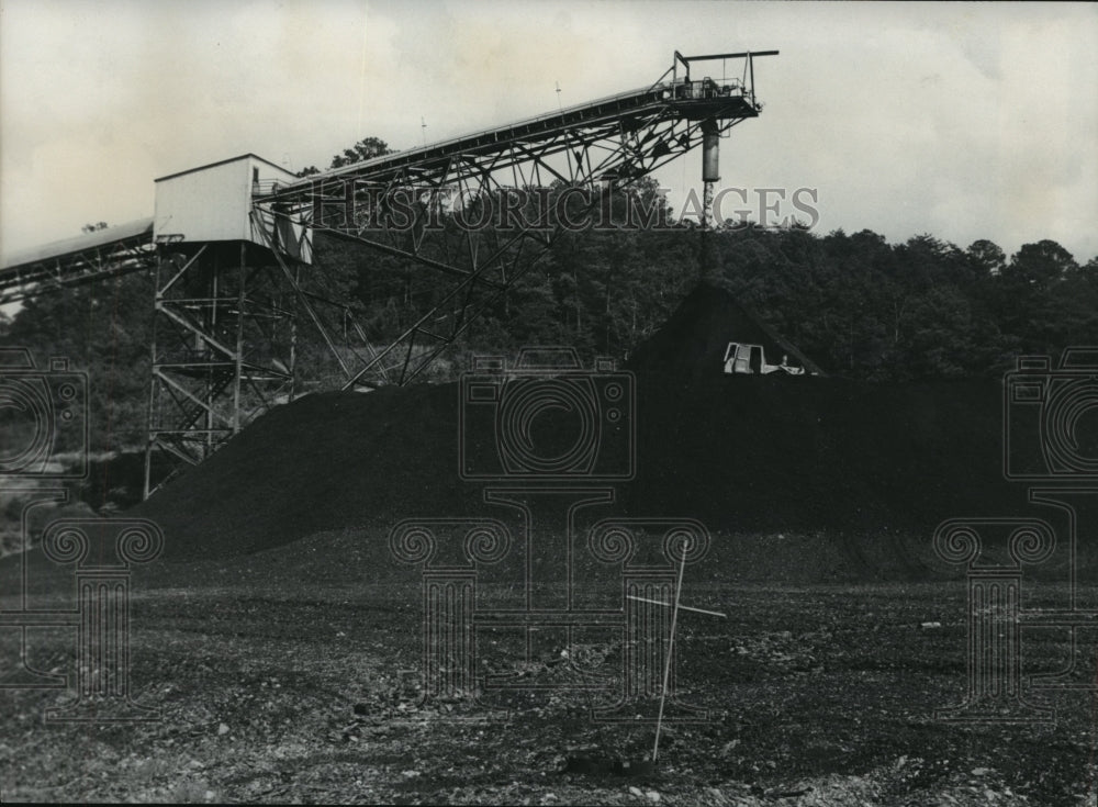 1978 Coal stockpile at Walker County mine, Alabama - Historic Images