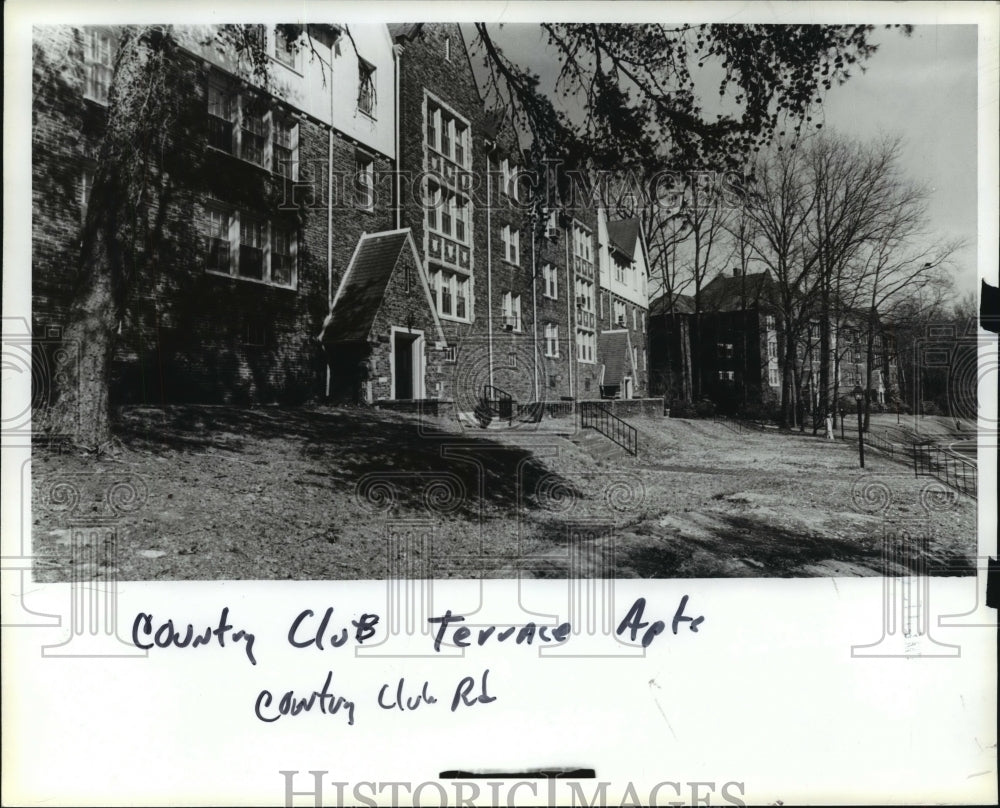 1981 Country Club Terrace Apartments in Mountain Brook, Alabama - Historic Images