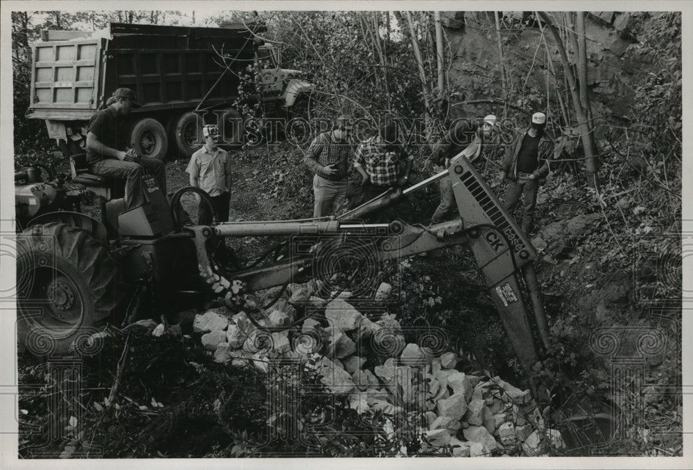 1987 Workers at coal mine opening at Red Mountain - Historic Images