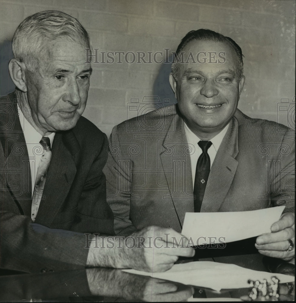 1963 Hueytown Mayor Majors Nordan &amp; Pleasant Grove Mayor C. Mann, AL-Historic Images