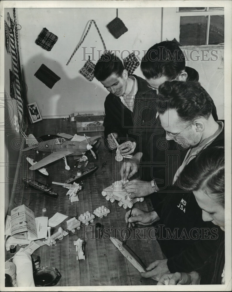 1943, Patients at post hospital, Maxwell Field, Montgomery, Alabama - Historic Images