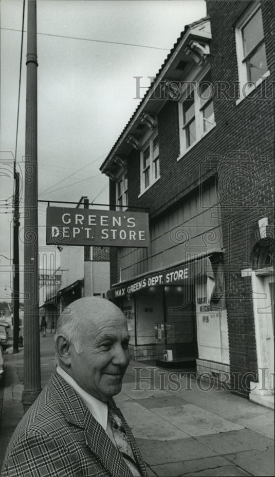 1981, Frank Green, Green's Department Store, Leaving Birmingham - Historic Images